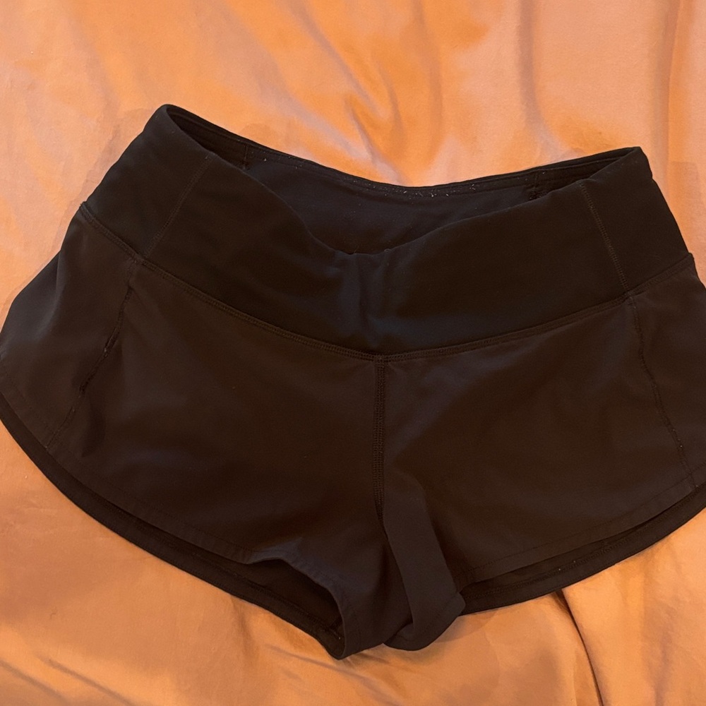 Lululemon Speed Up Shorts- size 2